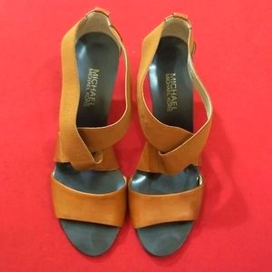 MICHAEL KORS SANDALS